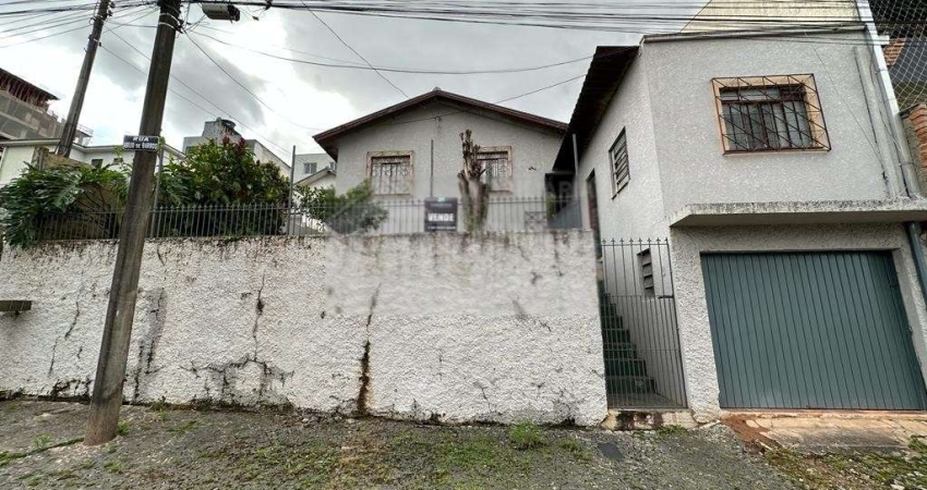 Casa Residencial com 3 quartos  à venda, 90.00 m2 por R$400000.00  - Centro - Ponta Grossa/PR