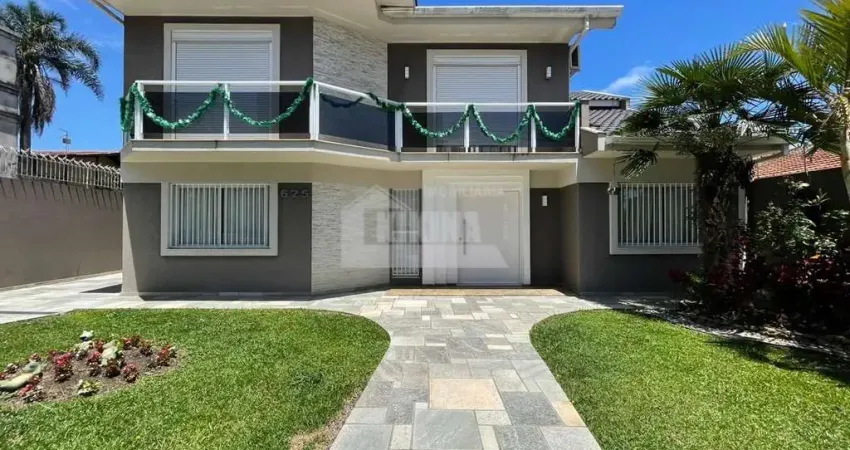 Casa Residencial com 3 quartos  à venda, 309.00 m2 por R$1400000.00  - Jardim Carvalho - Ponta Grossa/PR