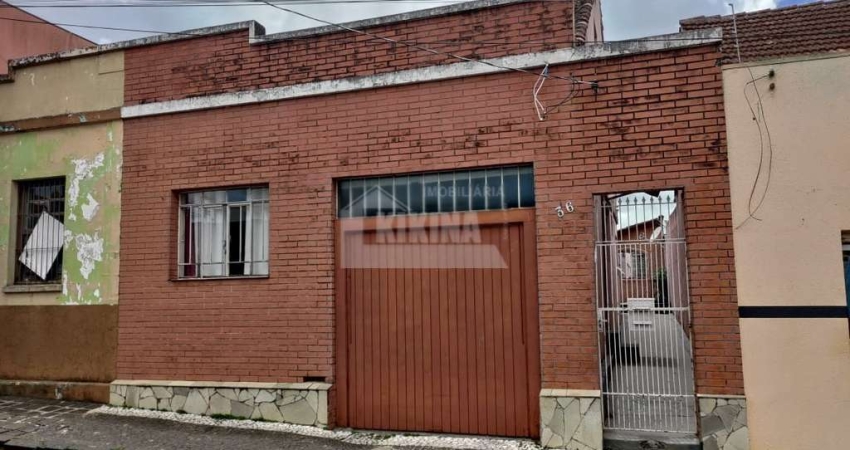 Casa Comercial à venda, 405.00 m2 por R$498000.00  - Centro - Ponta Grossa/PR