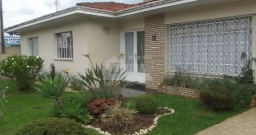 Comercial com 6 quartos à venda, 237.00 m2 por R$1590000.00 - Uvaranas - Ponta Grossa/PR