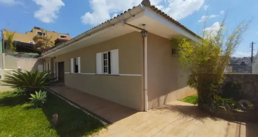 Casa Residencial com 4 quartos  à venda, 220.00 m2 por R$600000.00  - Olarias - Ponta Grossa/PR