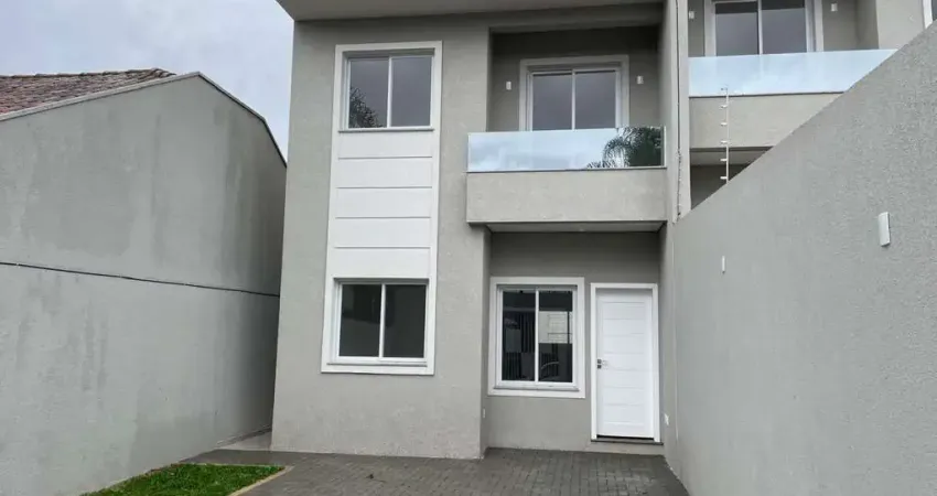 Casa Residencial com 3 quartos para alugar, 150.00 m2 por R$3100.00 - Oficinas - Ponta Grossa/PR