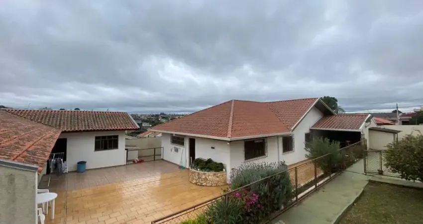 Casa Residencial com 4 quartos  à venda, 260.00 m2 por R$830000.00  - Oficinas - Ponta Grossa/PR