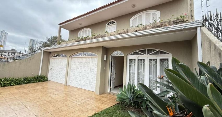 Casa Residencial com 3 quartos  para alugar, 200.00 m2 por R$4300.00  - Oficinas - Ponta Grossa/PR