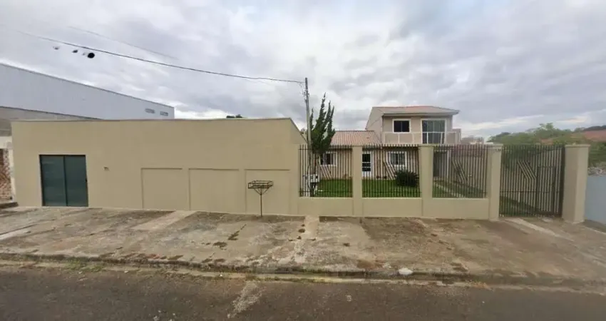 Casa Residencial com 3 quartos  à venda, 131.00 m2 por R$780000.00  - Uvaranas - Ponta Grossa/PR