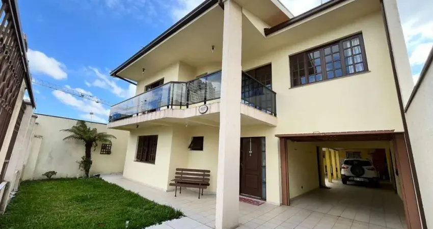 Sobrado com 3 quartos  à venda, 268.00 m2 por R$1099000.00  - Orfas - Ponta Grossa/PR