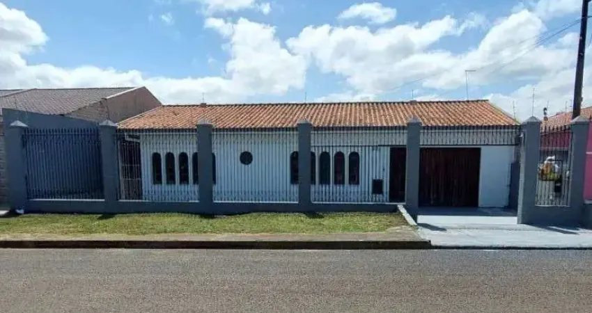Casa Residencial com 3 quartos  à venda, 185.00 m2 por R$450000.00  - Boa Vista - Ponta Grossa/PR