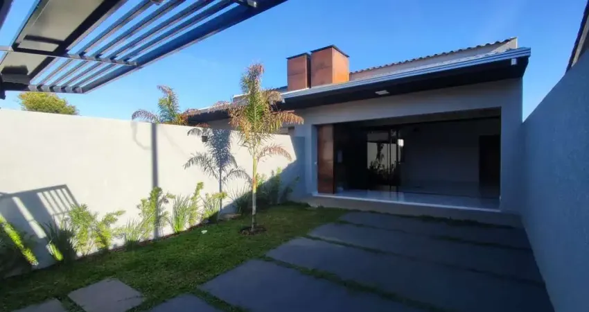 Casa Residencial com 3 quartos  à venda, 92.00 m2 por R$400000.00  - Uvaranas - Ponta Grossa/PR