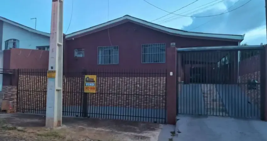 Casa Residencial com 3 quartos  à venda, 200.00 m2 por R$390000.00  - Contorno - Ponta Grossa/PR