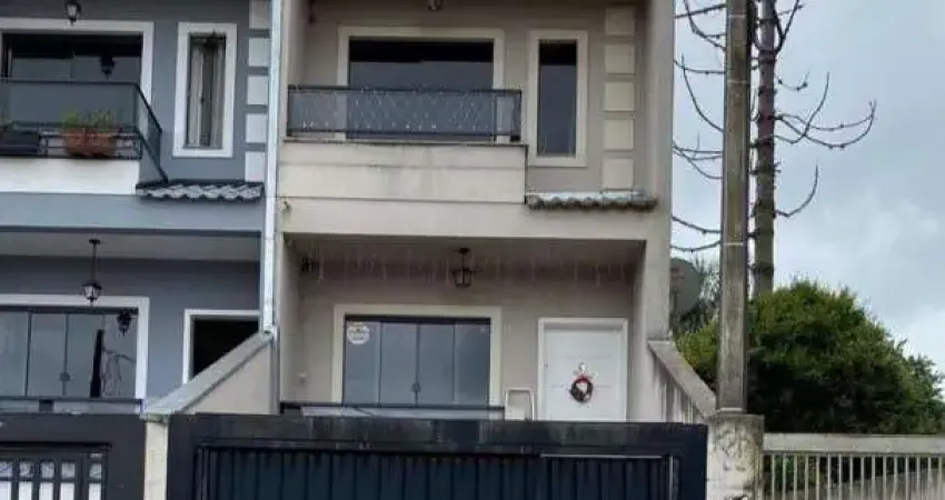 Sobrado com 2 quartos  à venda, 80.00 m2 por R$270000.00  - Chapada - Ponta Grossa/PR