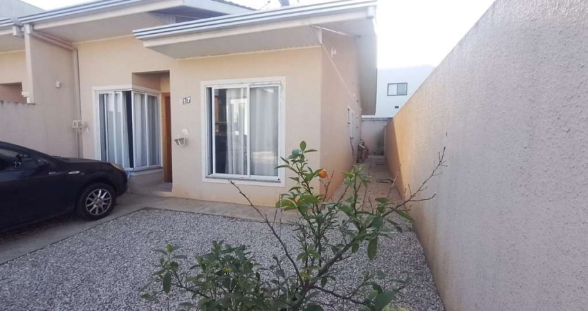 Casa Residencial com 3 quartos  à venda, 75.00 m2 por R$350000.00  - Uvaranas - Ponta Grossa/PR