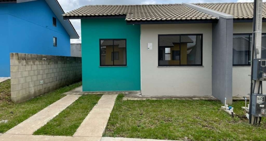 Casa Residencial com 2 quartos  à venda, 44.00 m2 por R$175000.00  - Uvaranas - Ponta Grossa/PR