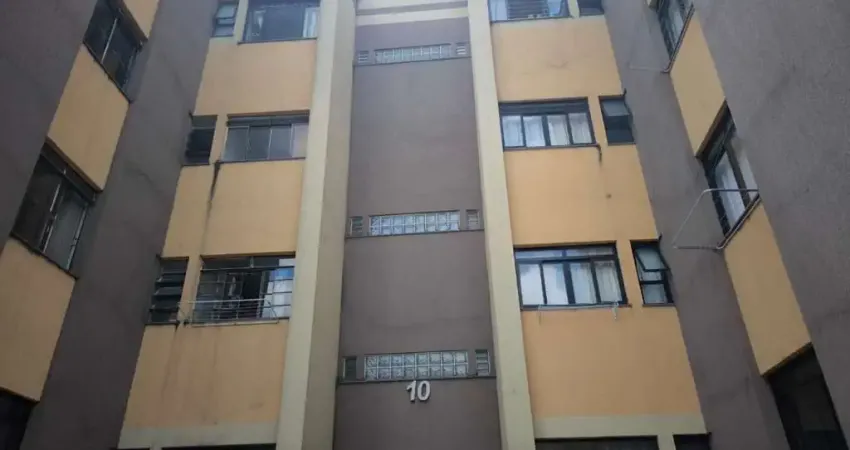 Apartamento com 3 quartos  para alugar, 60.00 m2 por R$800.00  - Jardim Carvalho - Ponta Grossa/PR