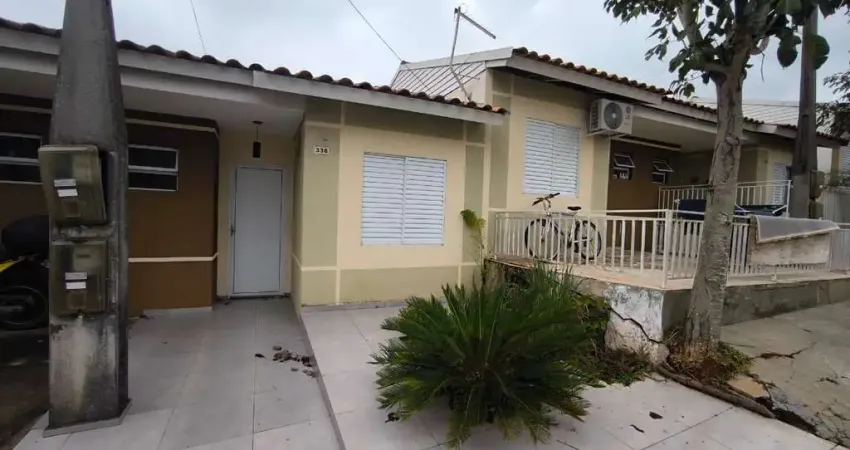 Casa em Condomínio para alugar, 45.00 m2 por R$1200.00  - Boa Vista - Ponta Grossa/PR