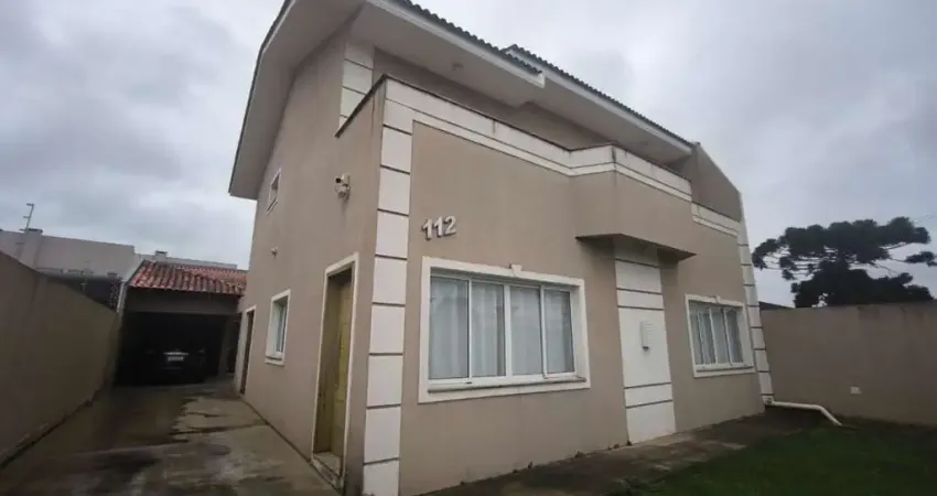 Sobrado com 3 quartos  para alugar, 240.00 m2 por R$5000.00  - Uvaranas - Ponta Grossa/PR