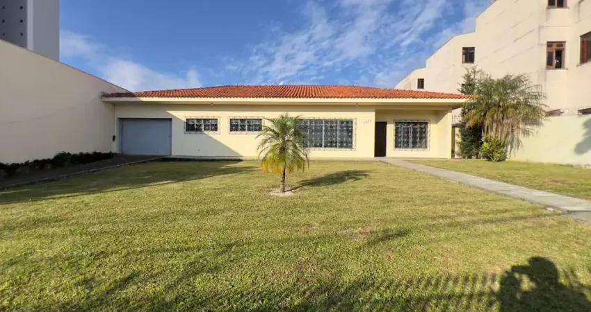 Casa Comercial com 4 quartos  para alugar, 240.00 m2 por R$7780.00  - Estrela - Ponta Grossa/PR