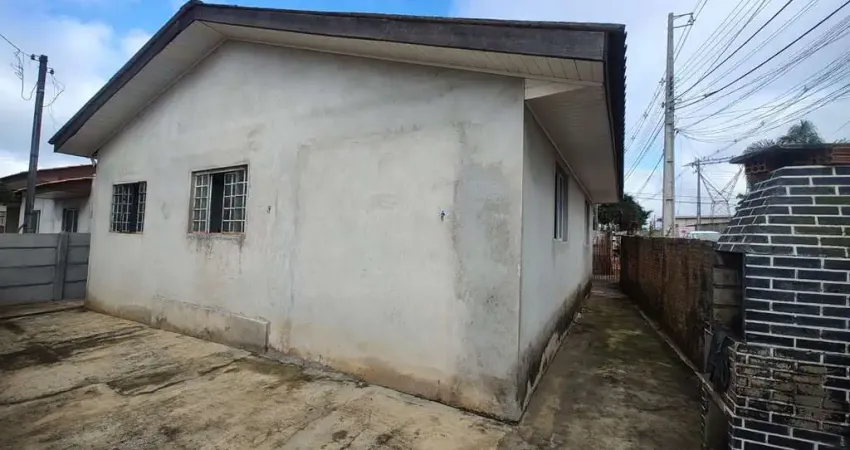 Casa Residencial com 3 quartos  para alugar, 100.00 m2 por R$1200.00  - Jardim Carvalho - Ponta Grossa/PR