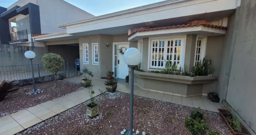 Casa residencial com 3 quartos  à venda, 197.00 m2 por r$900000.00  - jardim carvalho - ponta grossa/pr