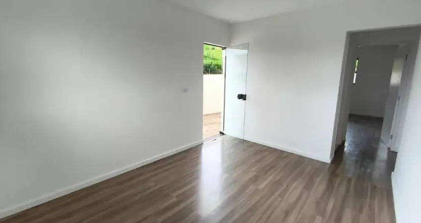 Casa com 2 quartos para alugar na Rua Estanislau Jaronski, 38, Colônia Dona LuÍza, Ponta Grossa