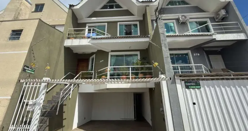 Casa com 3 quartos à venda na Rua Afonso Celso, 390, Uvaranas, Ponta Grossa