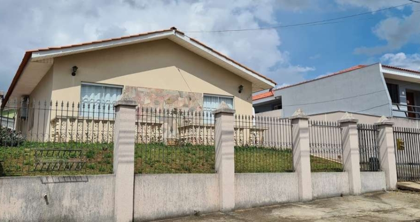 Casa Residencial com 3 quartos  à venda, 792.00 m2 por R$750000.00  - Uvaranas - Ponta Grossa/PR