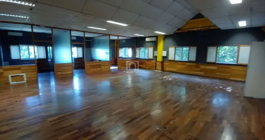 Galpão à venda em Cotia, SP - 2.000 m², estrutura completa, oportunidade única