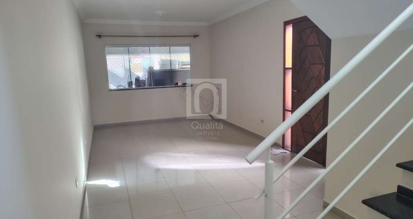 Casa 4 quartos com quintal à venda em São Roque, SP.