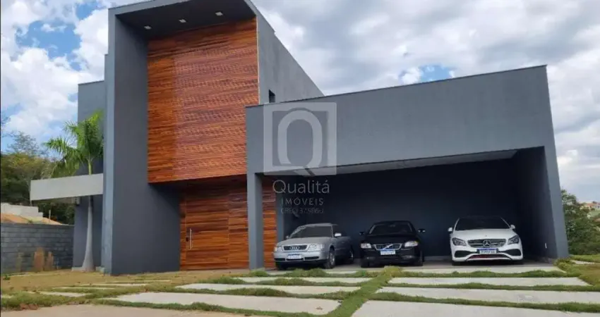 Casa térrea de alto padrão à venda no Village Ipanema 2