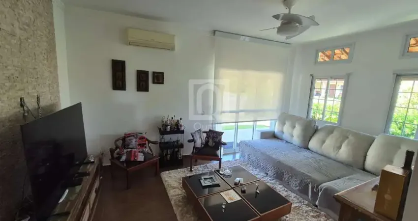 Casa no Condomínio Village da Serra Araçoiaba da Serra