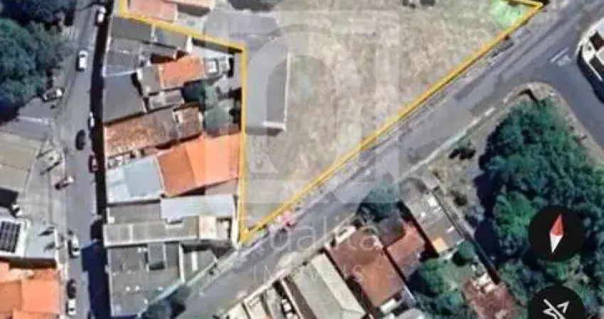 Terreno no Centro de Salto de Pirapora