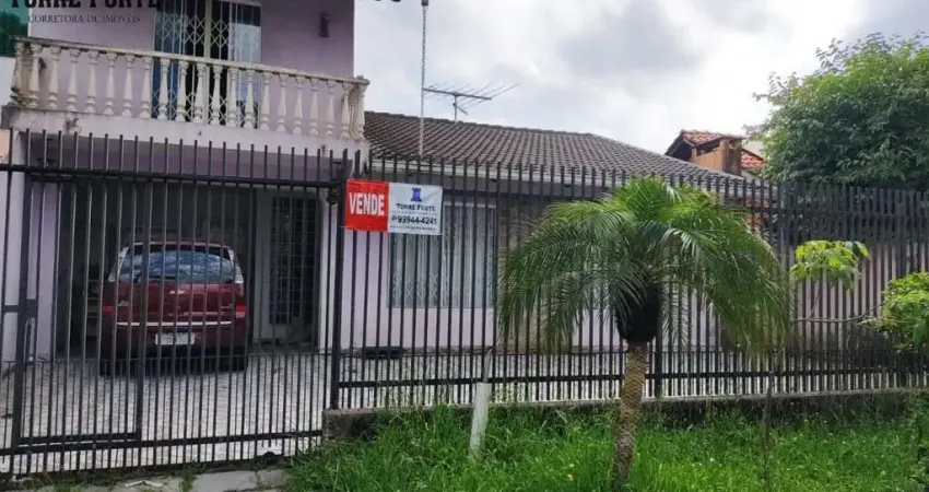 Casa para Venda em Curitiba, Santa Cândida, 4 dormitórios, 1 suíte, 2 banheiros, 3 vagas