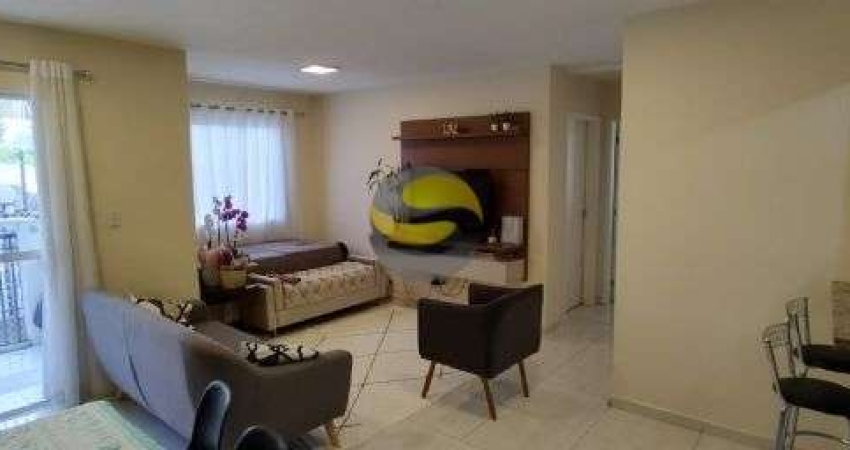 Apartamento com 02 dormitórios, sacada e elevador.