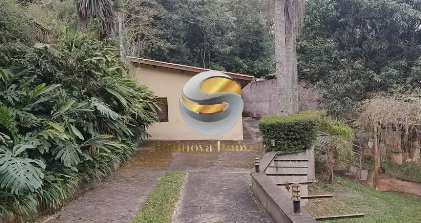 Casa Térrea, rua sem saida, Km.26, terreno com 769m², arvores frutiferas,