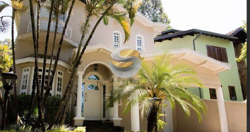 Casa estilo Neo clássico recém reformada/ampliada