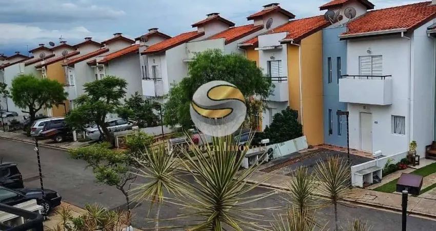 Casa 2 suítes, com planejados, cozinha completa, suite com closet e sacada.