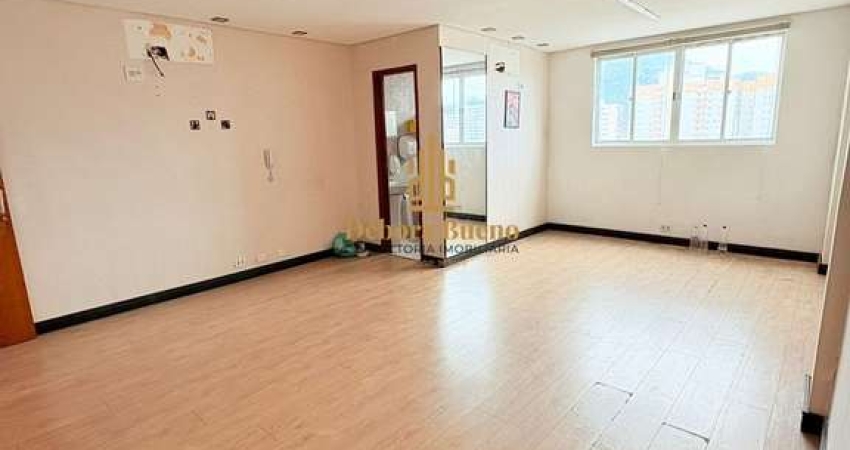 SALA COMERCIAL LOCALIZADA NO BOQUEIRÃO C/ BANHEIRO PACOTE R$ 1.600 OPORTUNIDADE!