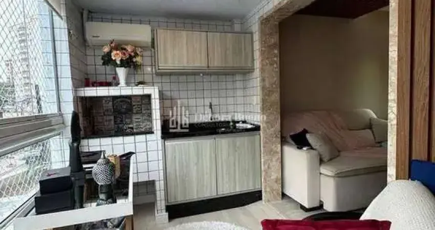 Todo mobiliado perto da praia !! 2dormt 1 suite 1 vaga otima localização