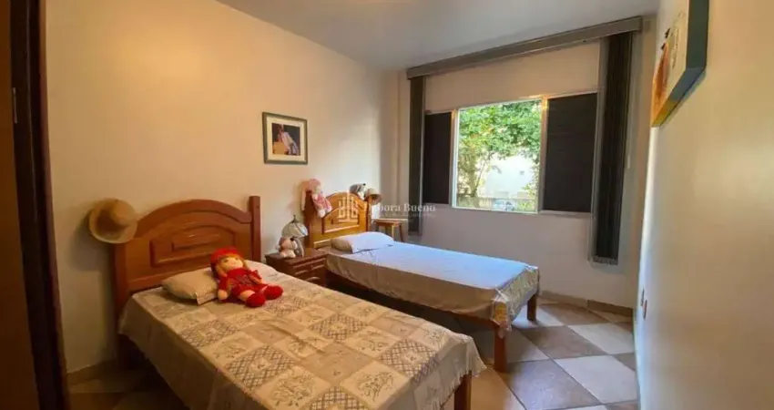 Guilhermina apto 1 dormitório sacada frente rua 1 vaga de garagem demarcada