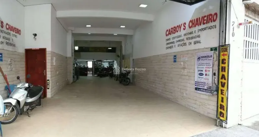 Salão comecial 240 m2,  parte de cima com  3 dorm, r$ 1.990.000 mil, ac banco