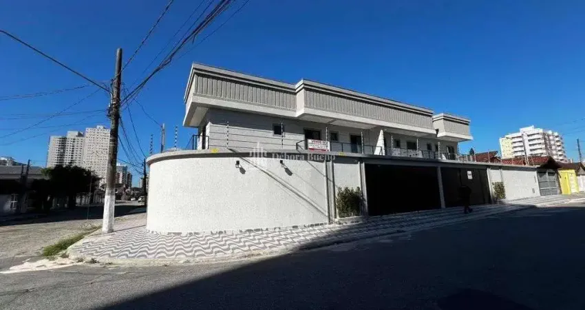 Sobrado, guilhermina, 3 suítes, espaço gourmet, piscina, 2 vagas, 990 mil