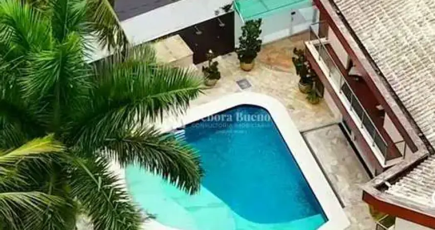 Canto do forte, casa exclusiva c/ 4 suítes, zona nobre, conforto e sofisticação