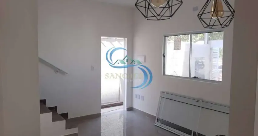 Casa de Condomínio com 2 quartos, Jardim Real, Praia Grande