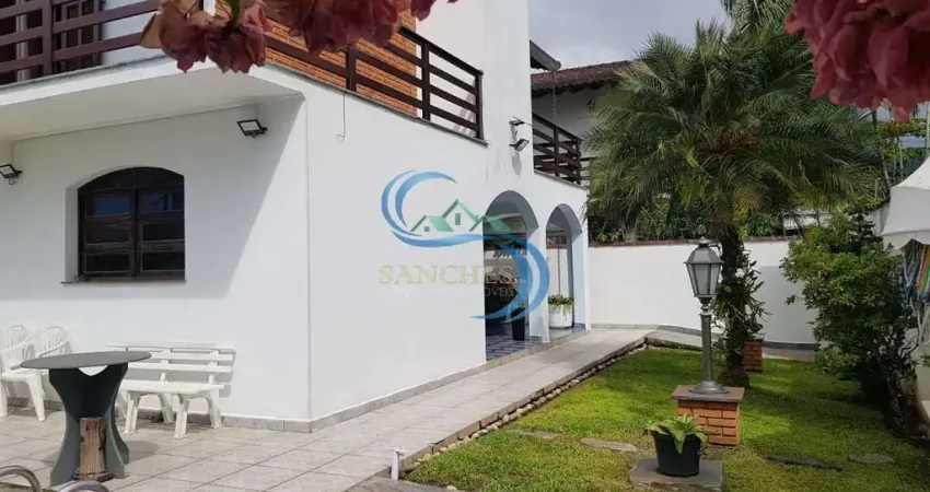 Casa com 3 quartos à venda na Avenida Presidente Kennedy, 15375, Balneário Flórida, Praia Grande
