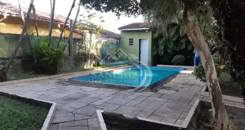 Casa com 3 quartos à venda na Avenida Presidente Kennedy, 15375, Balneário Maracanã, Praia Grande