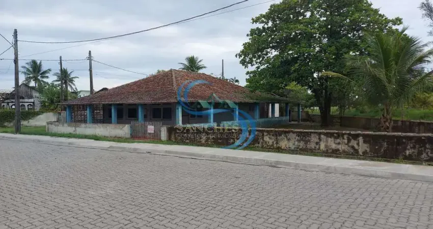 Casa com 3 quartos à venda na Avenida Presidente Kennedy, 15375, Balneário Viareggio, Ilha Comprida