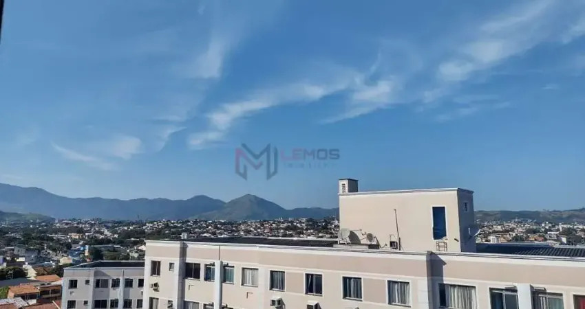 Excelente apartamento no 5º andar no condomínio fechado recanto do tingui em campo grande