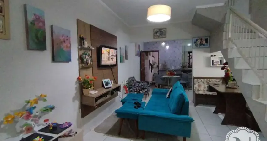Sobrado à venda com 2 quartos no bairro Nova Itanhaém (Praia)