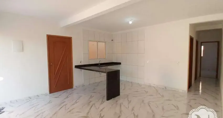 Casa com quintal à venda perto da praia - Itanhaém SP