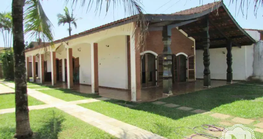 Casa à venda com 6 quartos no bairro Cibratel II