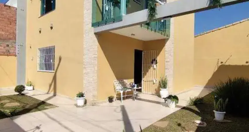 Sobrado à venda com 3 quartos no bairro Cibratel II